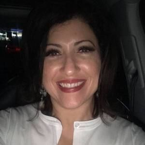 Meet your Posher, Amaris